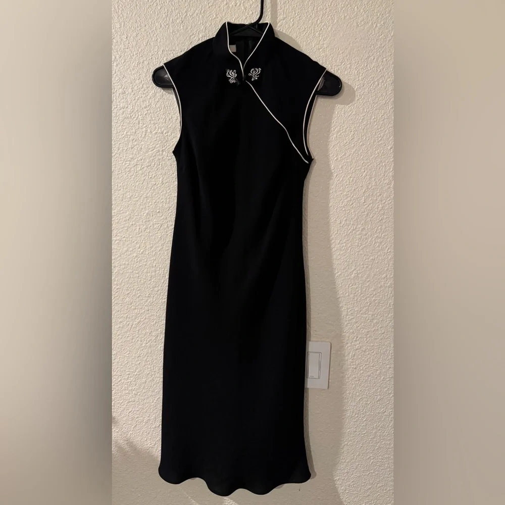 Evan Picone Black Midi Dress with Silver Accents - Picture 1 of 2